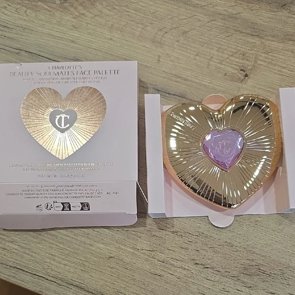 Charlotte Tilbury Gold Heart Face , PILLOW TALK FLAWLESS PRACH - Picture 1 of 3